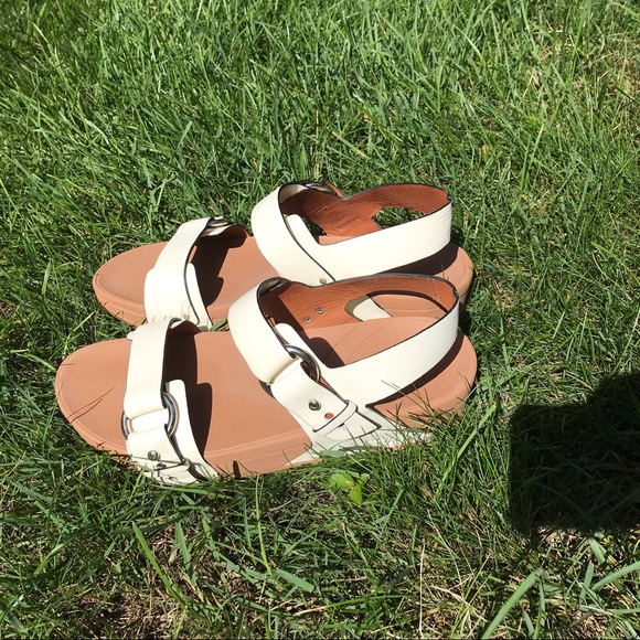 Like New Fitflop White and Silver Sandals - Picture 3 of 7